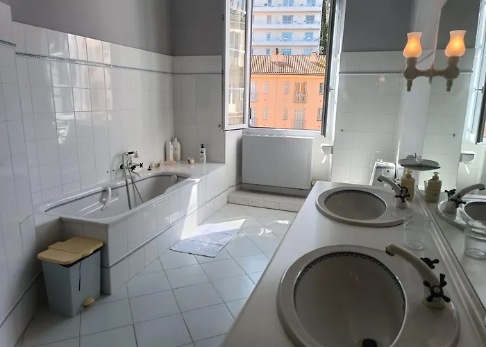 Cote Palais * Bastia (Corsica)